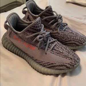 Yeezy v2 beluga